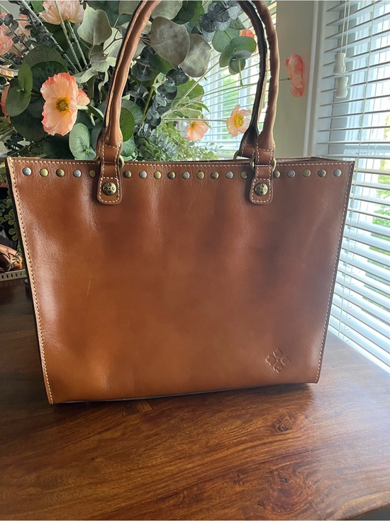 Patricia Nash Handbags - NWOT Patricia Nash Zancona Tote Heritage Tan Leather Bag